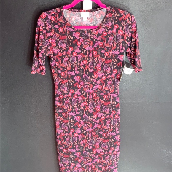 Lularoe Julia - Picture 1 of 2